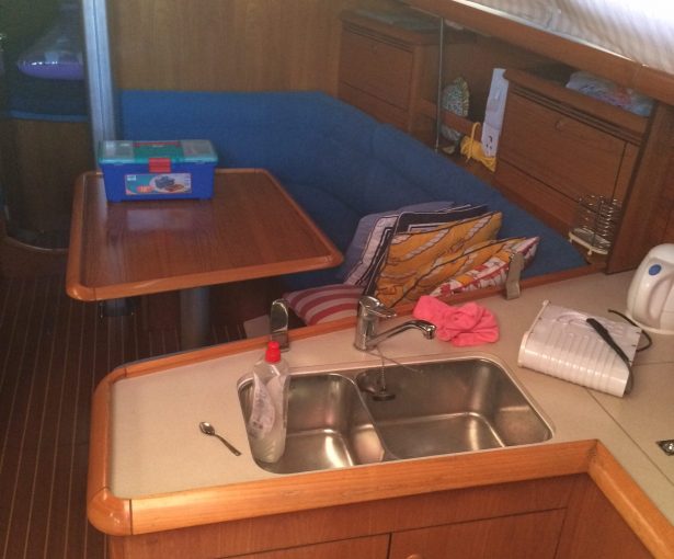 Jeannau-Sun-Fast-375