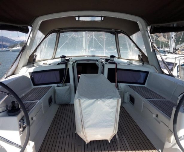 BENETEAU-48